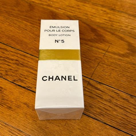 chanel no 5 emulsion corps|Chanel body cream.